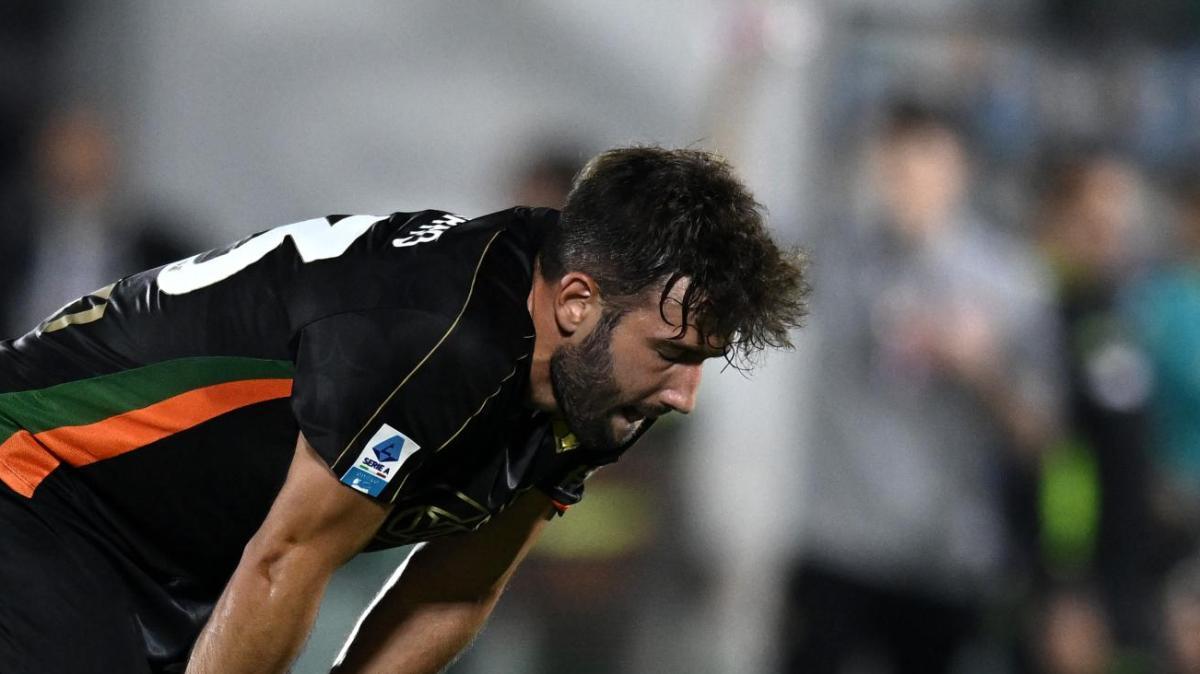 Venezia, Sverko aggiorna sul suo recupero: "Sto affrontando un problema fisico da due anni, operazione passo giusto da fare"