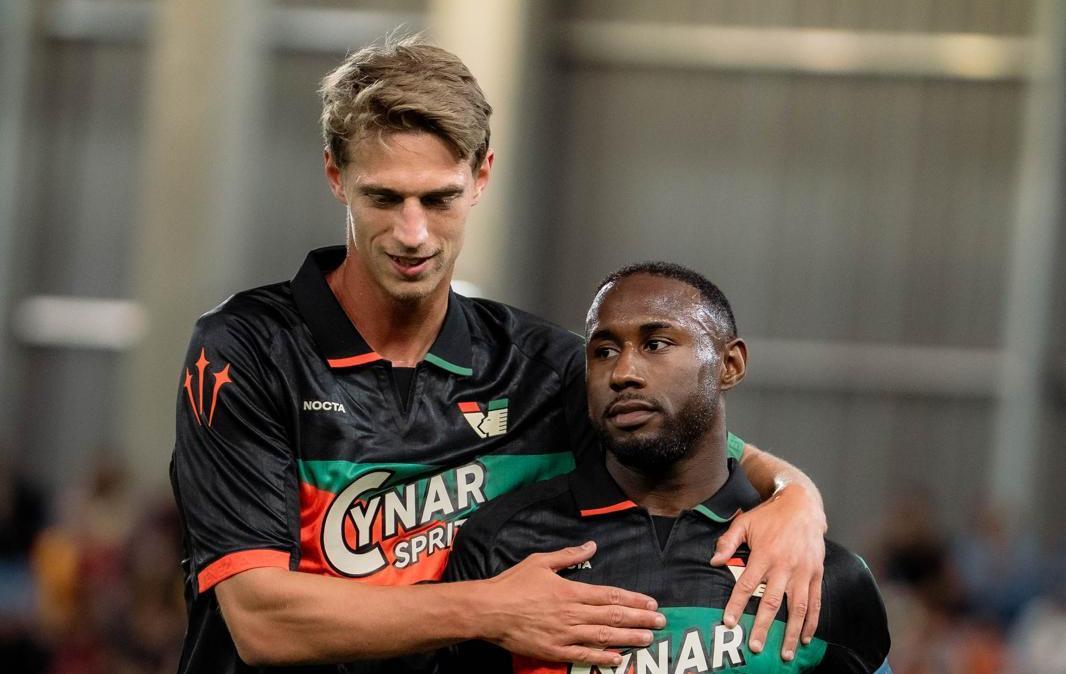 GALATASARAY-VENEZIA: turchi molto assenti, gli arancioneroverdi dominano. In gol LAUBERBACH e YEBOAH