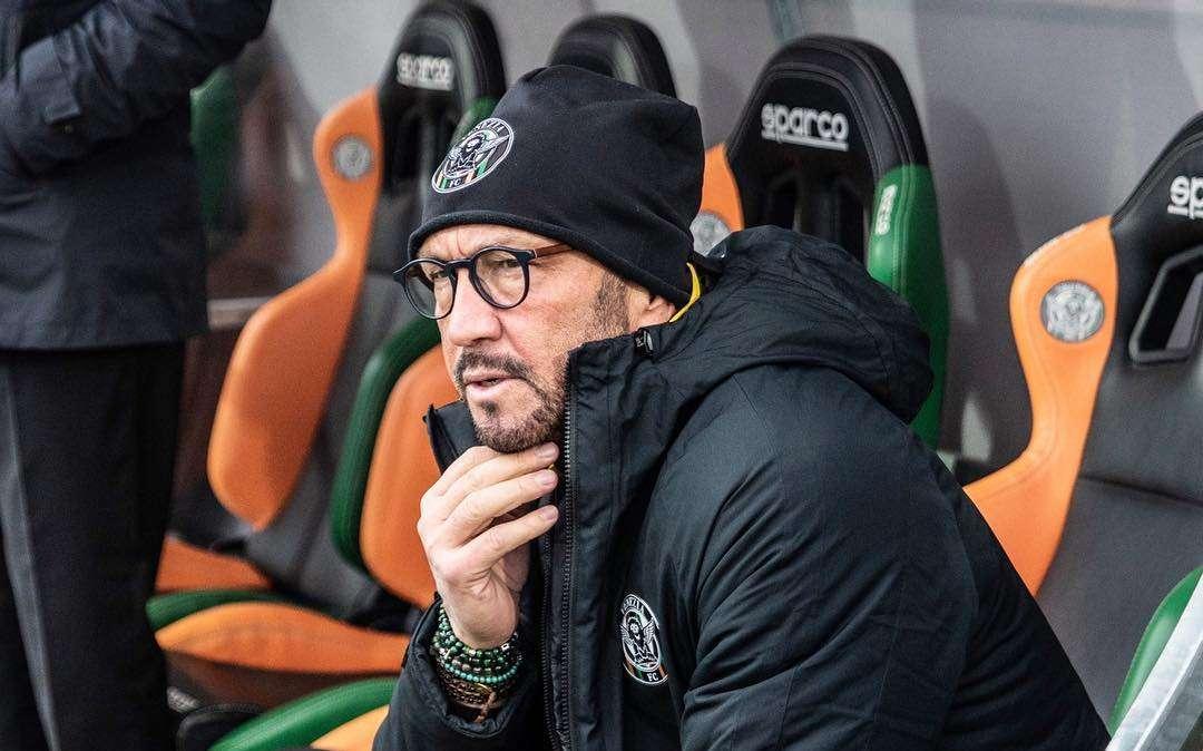 Zenga: "Nel calcio contano solo i risultati, ho incontrato i ragazzi, mi hanno detto tutti cose che mi porterò dentro, vi abbraccio forte, faccio il tifo per voi"
