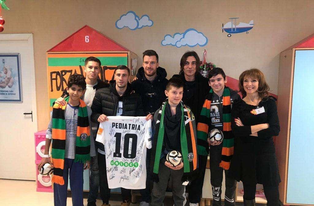 Il Venezia in visita all’Ospedale dell’Angelo di Mestre 