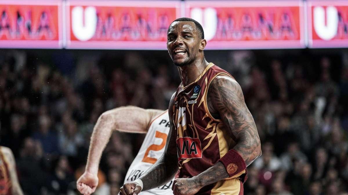 UFFICIALE - Reyer, è separazione con Simms, Moretti e Fernandez
