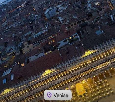 Venezia, Conde si gode la città in attesa di avere una chance
