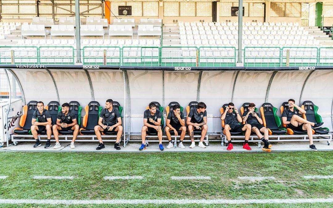 Venezia-Catana, LE FORMAZIONI UFFICIALI, Dionisi si affida a Capello e Bocalon