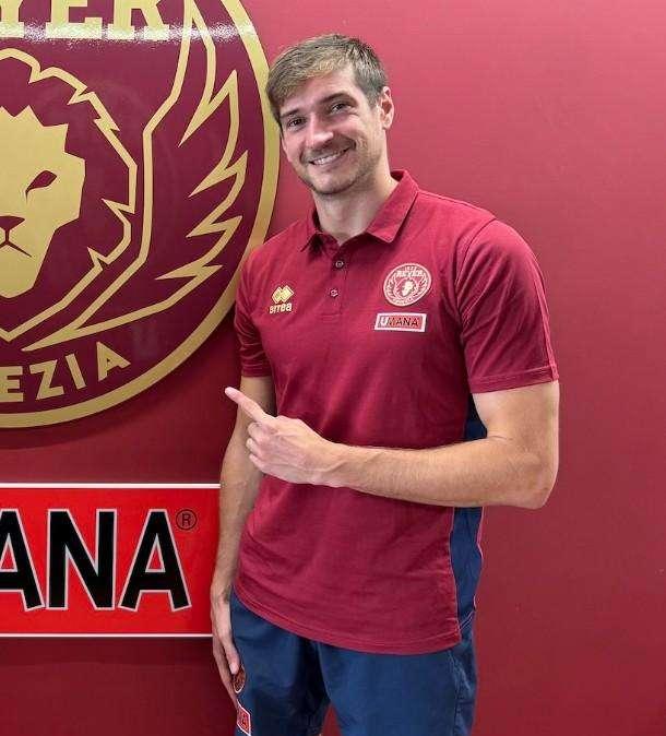 Reyer, De Nicolao: "Un ottimo approccio e la solita solidità difensiva ci hanno permesso di vincere a Napoli"