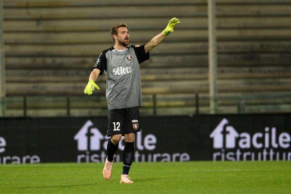 Serie B, il Benevento batte la Salernitana nell'anticipo