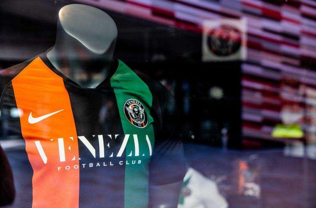 Meet & Greet, lunedì alle 18,30 Zuculini ed Aramu incontrano i tifosi all’Official Store di Venezia