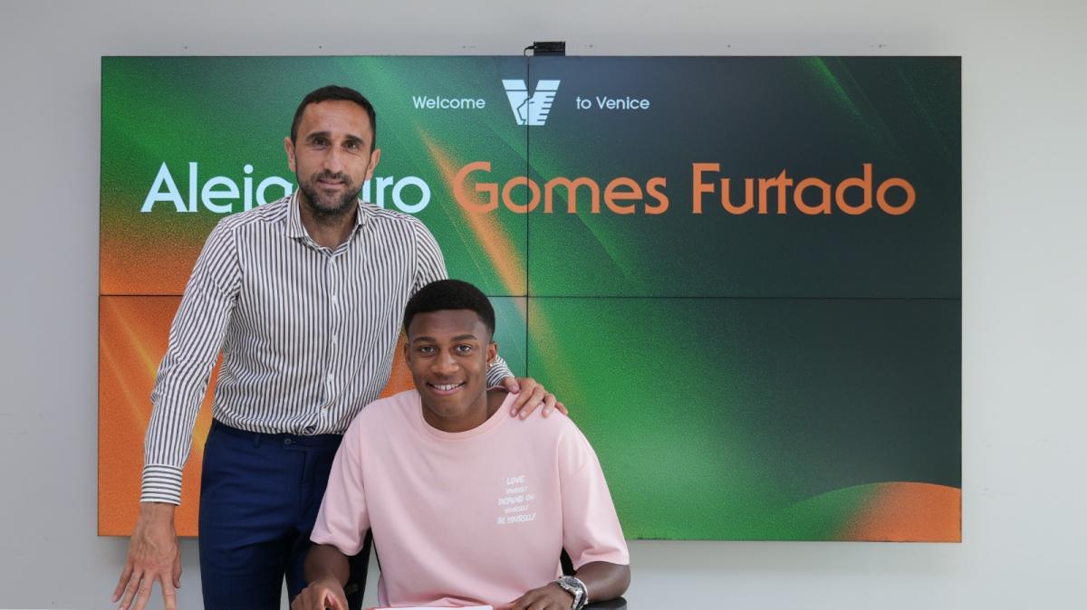 UFFICIALE - Ale Gomes è del Venezia: contratto fino al 2032