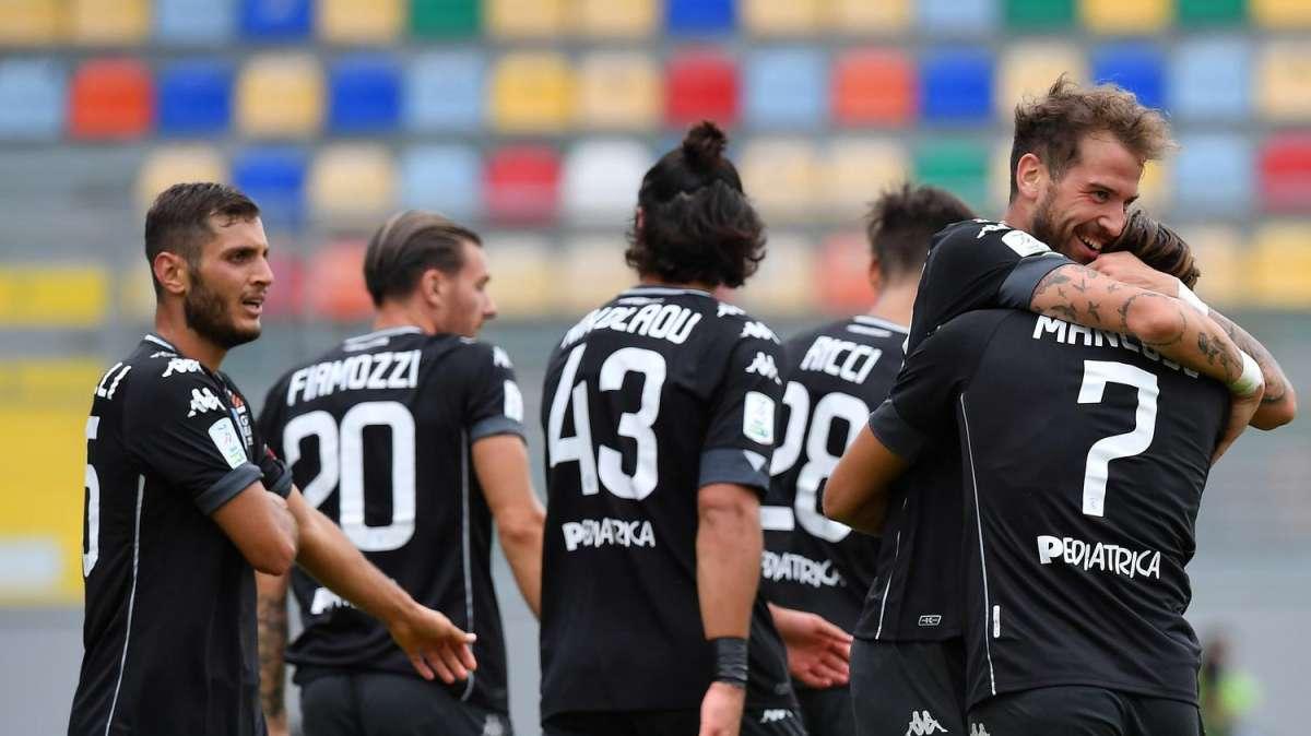 La classifica di B aggiornata, situazione rovente in vetta