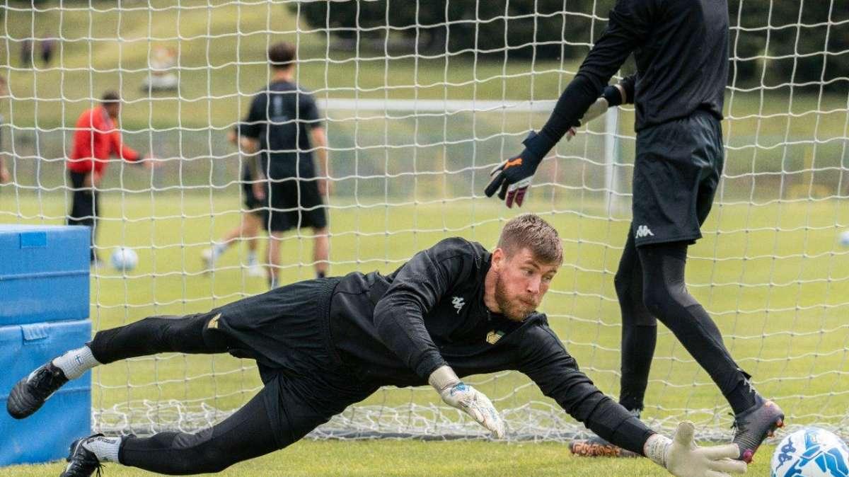 Venezia, la Lazio punta su Sepe e Lloris, Berardi il terzo, Joronen lontano