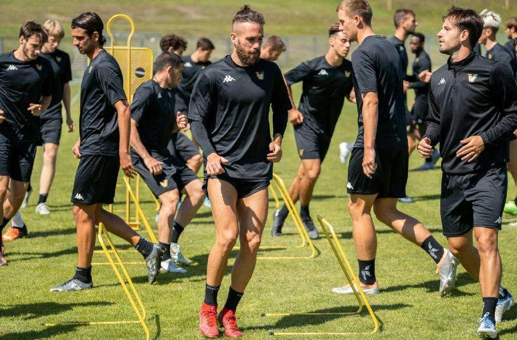 Verso Venezia-Genoa, quante similarità tra intrecci di mercato, stili di gioco e obiettivi! Ma le due tifoserie...