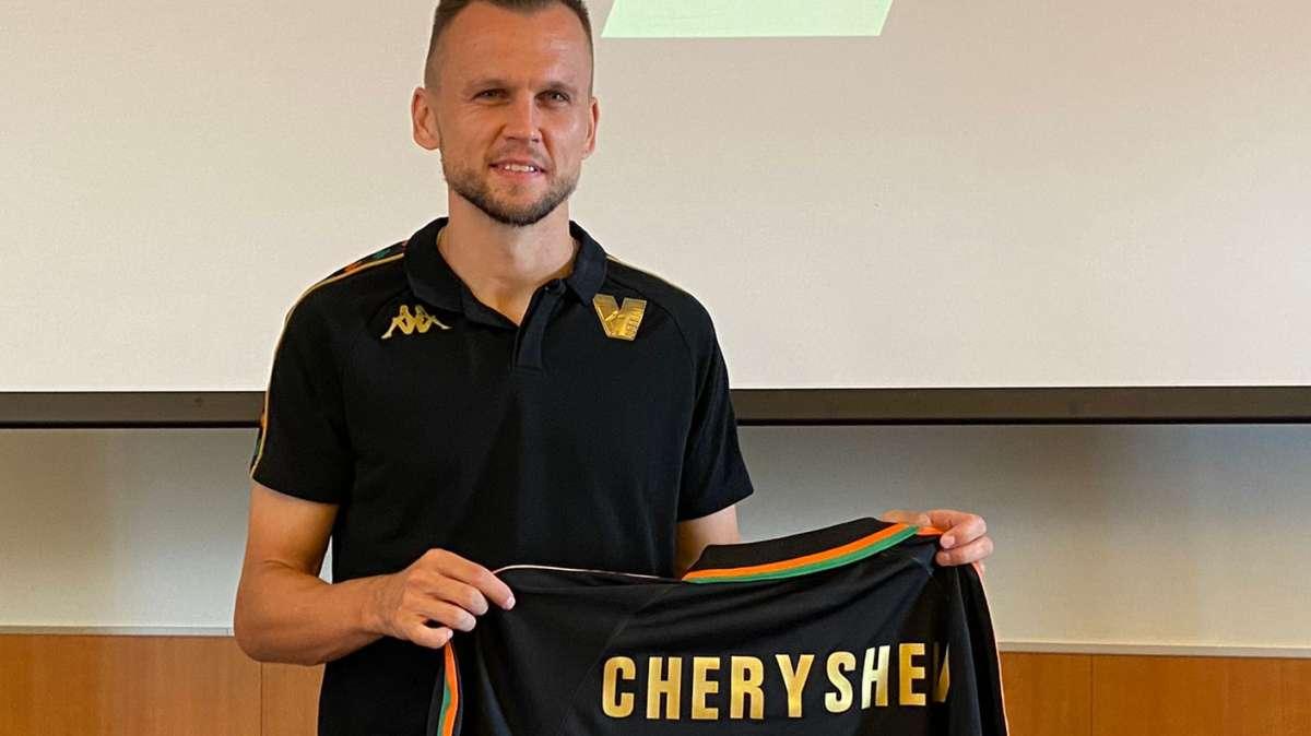 Cagliari-Venezia 1-4, PAGELLE: Cheryshev dirompente, Pohjanpalo si sblocca