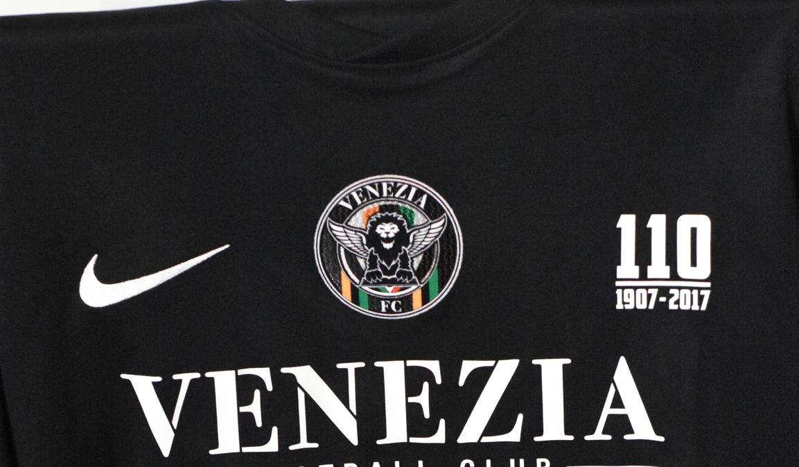 Venezia, le divise ufficiali di gara saranno presentate giovedì 29 e venerdì 30 Luglio