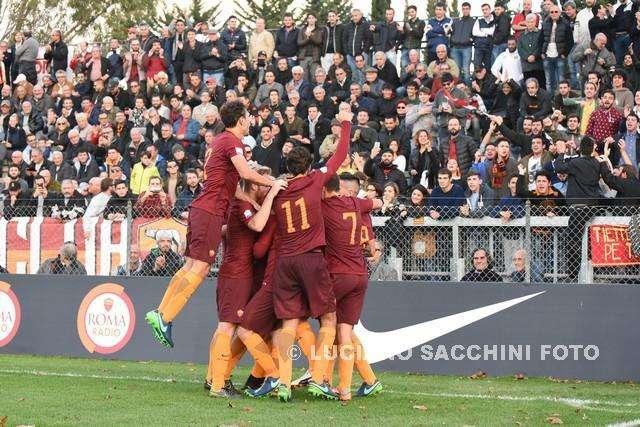 UEFA YOUTH LEAGUE PAGELLE AS ROMA vs CORK CITY FC 1-0 - Giallorossi ai play-off. Franchi e Keba Coly sugli scudi