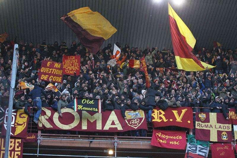 LA VOCE DELLA SERA - Genoa-Roma 0-1, decide l'autogol di Izzo. Spalletti: "Squadra cazzutissima". De Rossi: "C'era da mettersi gli scarponi da lavoro"