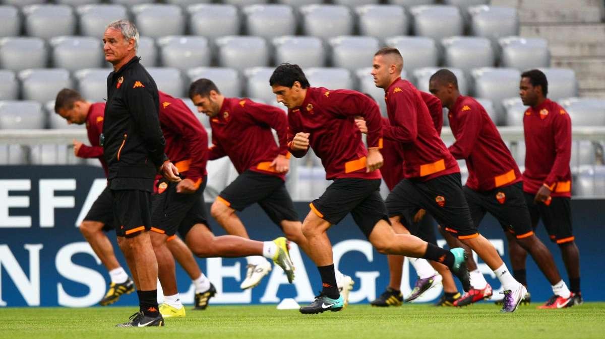 TRIGORIA: Riise e Adriano i primi in campo. Assenti Taddei, Perrotta, Okaka e Loria