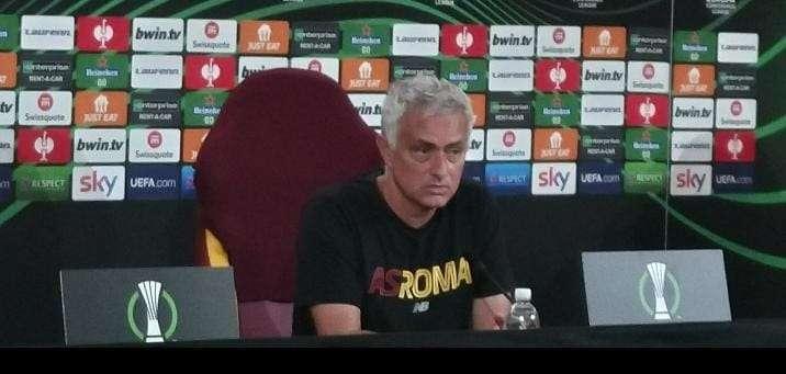 TRIGORIA - Mourinho: "Out Vina. Dobbiamo mantenere l'equilibrio e trasformare la tristezza in motivazione. La nostra stagione non è un'autostrada". VIDEO!