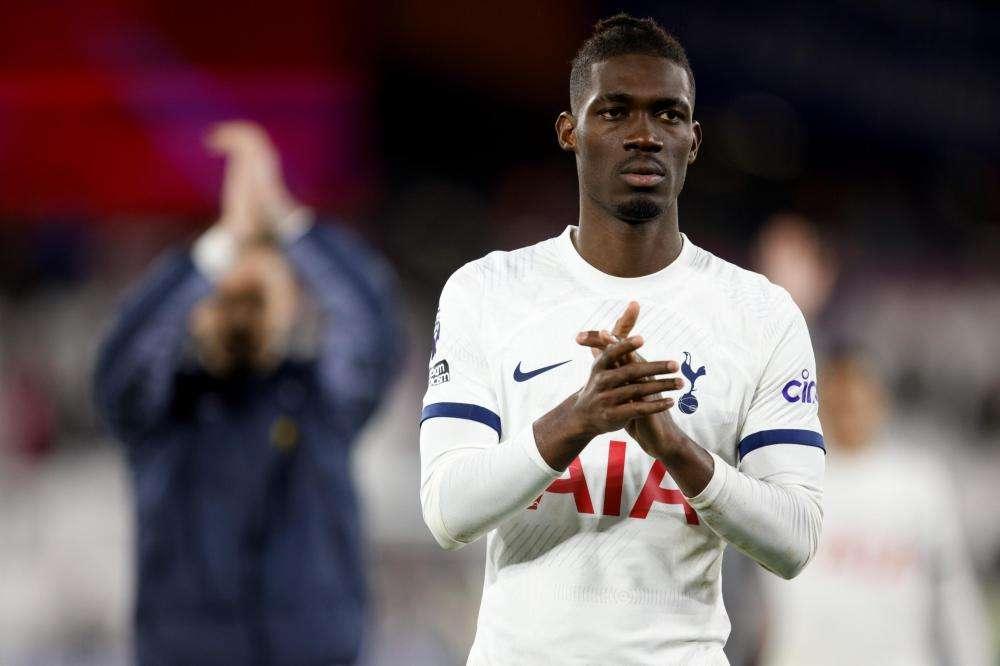 Tottenham, Bissouma fermato per una gara per aver fatto uso di gas esilarante