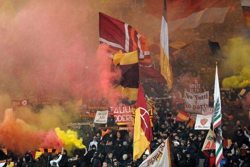 Roma-Feyenoord, arbitra Hategan. Tre precedenti con le italiane