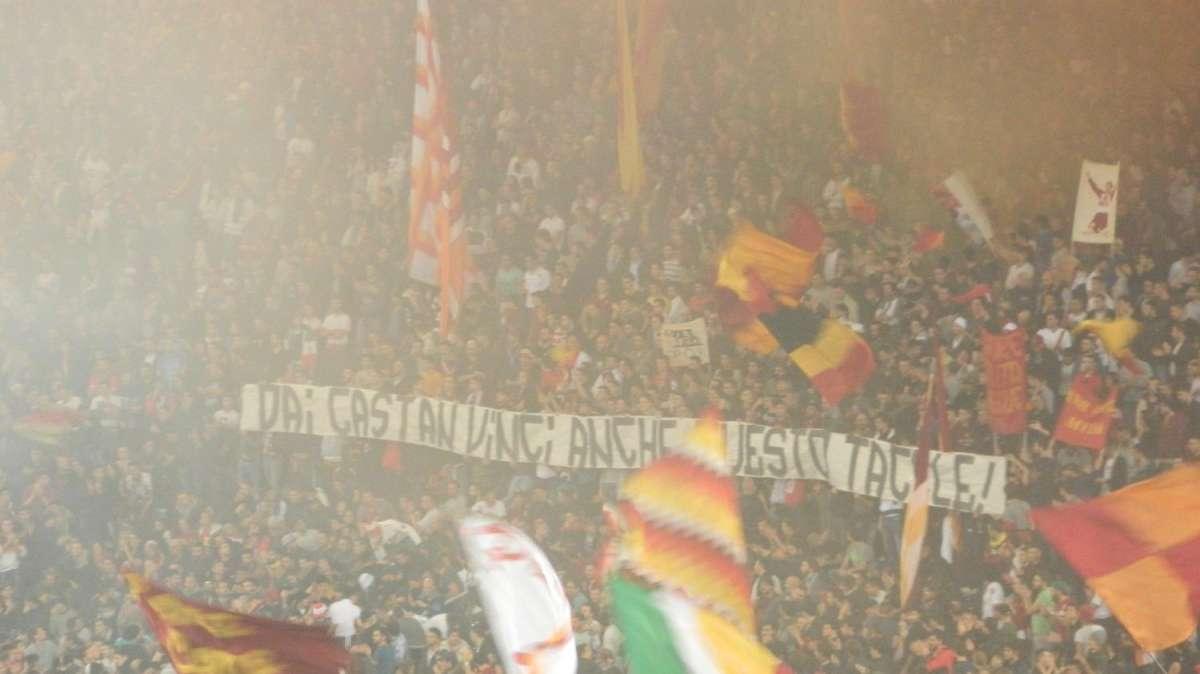 Striscione per Castan: "Vinci anche questo tackle!". FOTO!