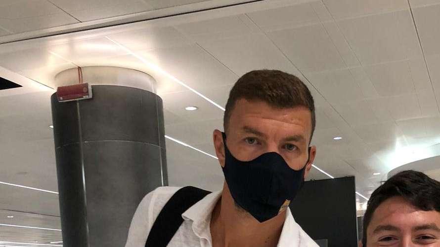Roma arrivata a Cagliari. Dzeko pronto a raggiungere i compagni. FOTO! VIDEO!