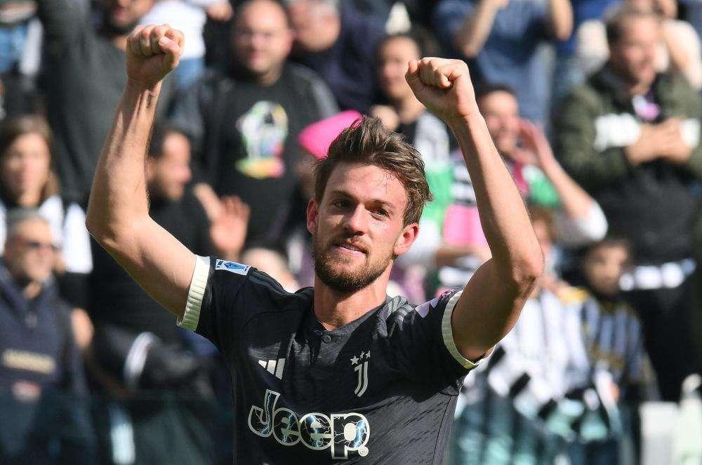 Juventus, Rugani firma il rinnovo fino al 2026