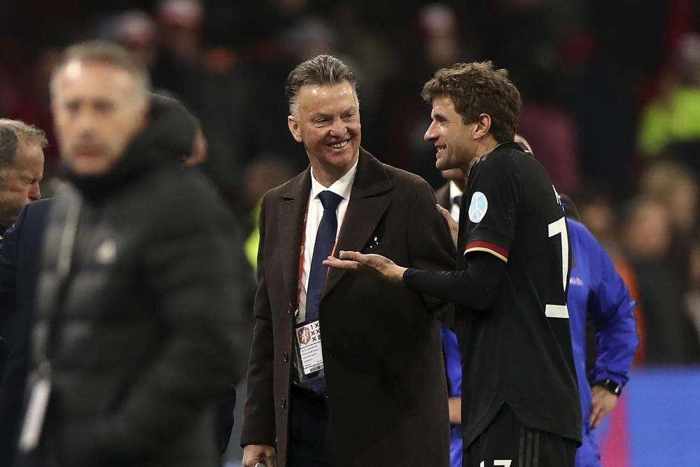 Olanda, Bufera su Van Gaal: ieri in panchina da positivo