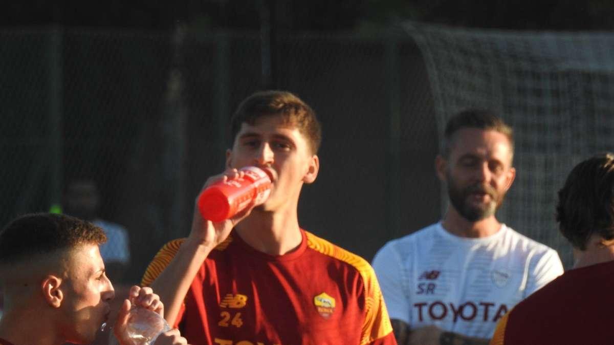 Trigoria, gran gol di Kumbulla nella partitella a campo ridotto. VIDEO!