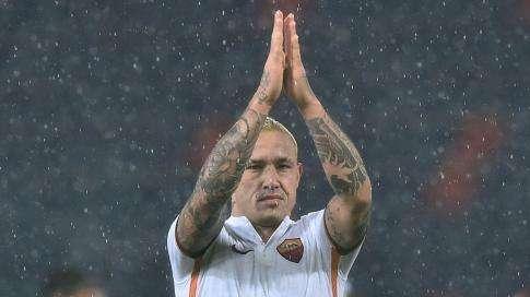 Twitter, Nainggolan: "Buon Natale a tutti"