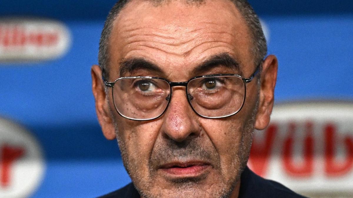Atalanta, Sarri: "La Roma si è rinforzata, mi meraviglierei se non lottasse per lo Scudetto. Sarà importante fermare Malen"