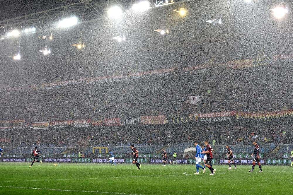 Allarme maltempo a Genova, la Roma anticipa la conferenza di Fonseca e prende in considerazione il rinvio del match