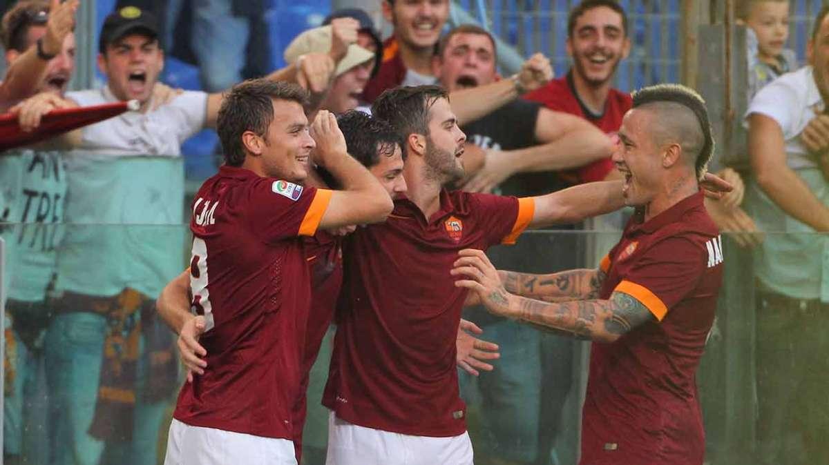 LA VOCE DELLA SERA - Trigoria, parte della seduta in gruppo per Iturbe. Eriksson dirigerà la sfida contro il Bayern Monaco. Domani Garcia e De Rossi in conferenza stampa