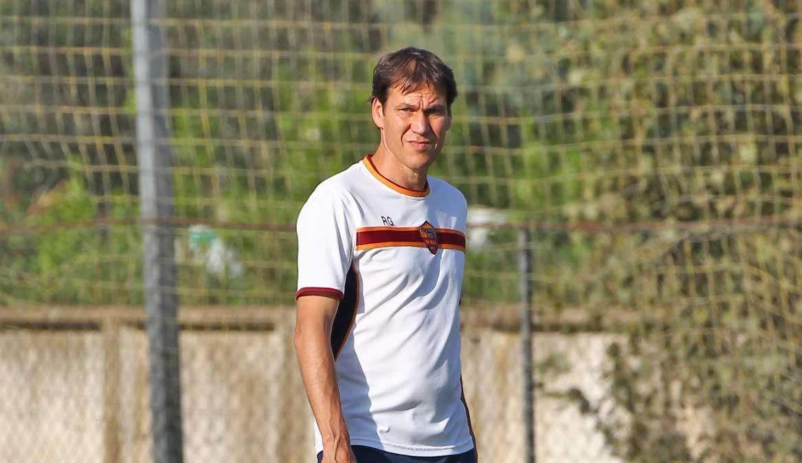 TRIGORIA - Esercitazione sui tiri in porta. Assenti Romagnoli, De Rossi, Toloi e Destro