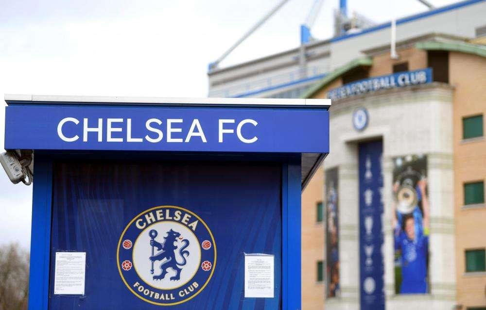 Anche il tifo organizzato del Chelsea critica i cori pro-Abramovich