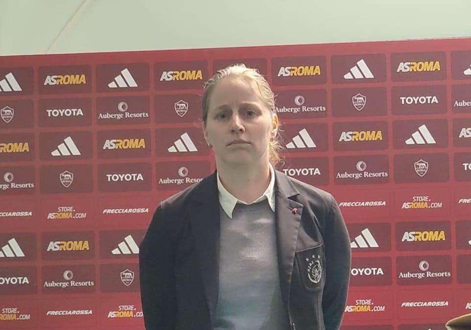 ESCLUSIVA VG - Ajax Femminile, Bakker: "Siamo a Roma per vincere, abbiamo analizzato la gara delle giallorosse contro il Bayern"