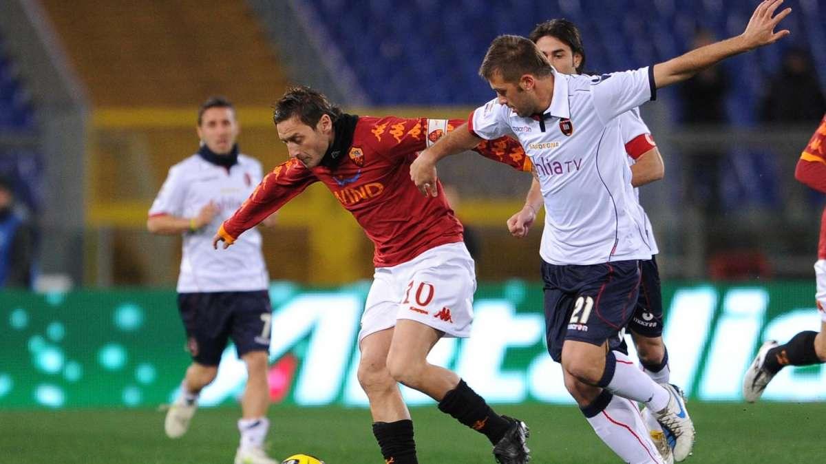 Sky -  Per rinforzare la difesa la Roma punta su Canini e Astori