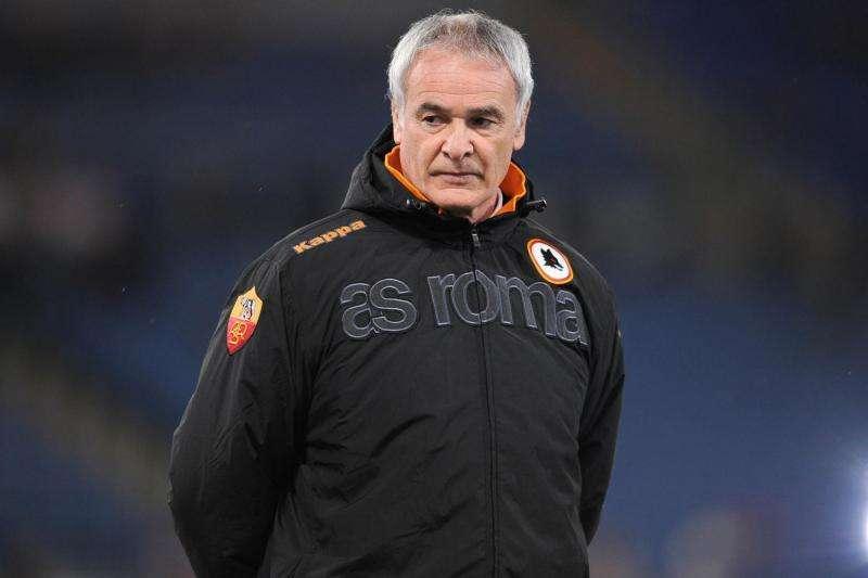Accadde oggi - Ranieri torna a parlare del fumo della pipa. L'Assemblea Capitolina si ferma per Roma-Cagliari