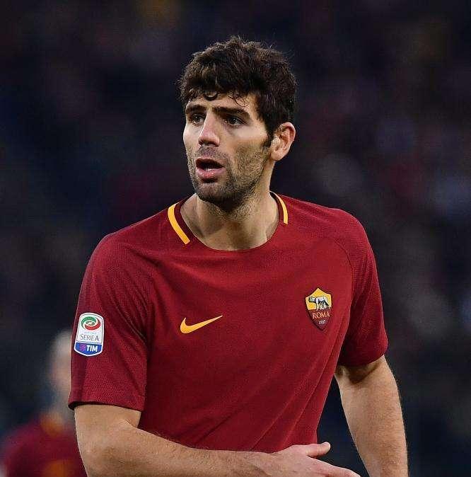 Fazio durante l'allenamento: "Guardando sempre avanti"