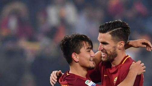Strootman celebra Ünder: "Sì, sono 2!"