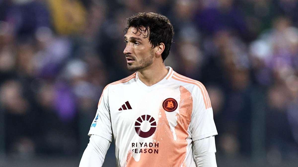 Hummels: "È una situazione difficile per noi, ma sarà meglio tra qualche settimana"
