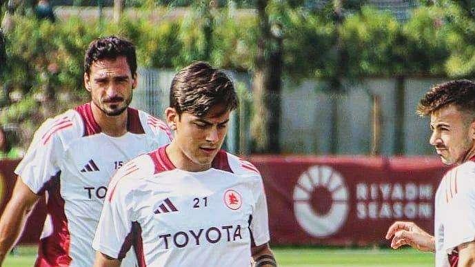 TRIGORIA - VG, Hummels in gruppo. Lavoro individuale per Dybala. Saelemaekers parzialmente in squadra. VIDEO!