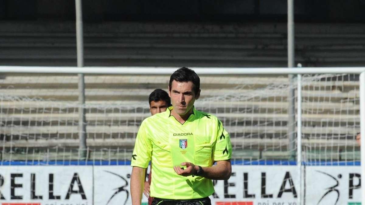 Sampdoria-Roma 2-0 - La moviola: c'è il rigore per fallo di mano di Adrien Silva. Fallo su Smalling in occasione di un tocco di mano dell'inglese