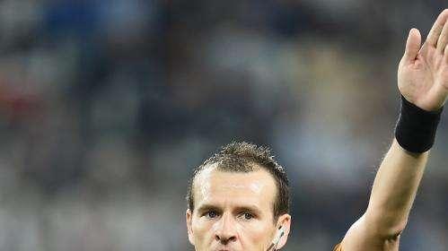 Roma-Real Madrid affidata a Pavel Kralovec. Nel 2012 arbitrò Lazio-Atletico Madrid