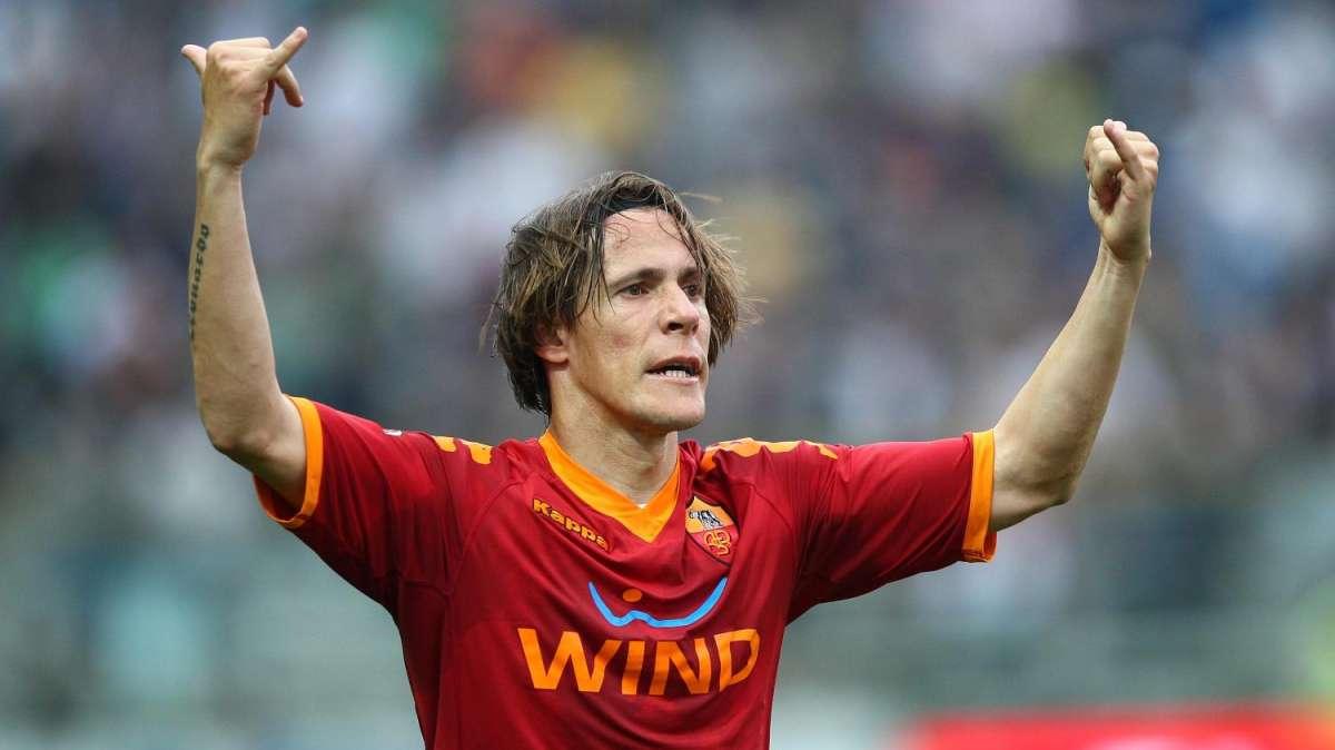 UFFICIALE, Taddei ha rinnovato il contratto fino al 2014