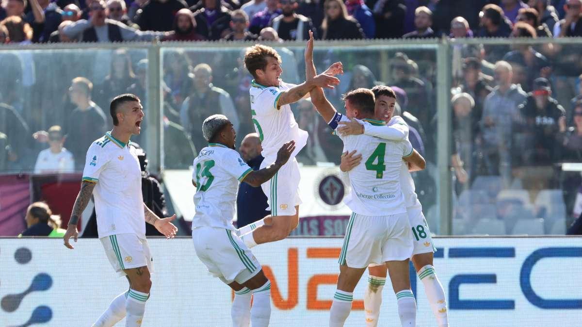 Roma e Napoli da sole in testa alla classifica, non accadeva da più di 30 anni