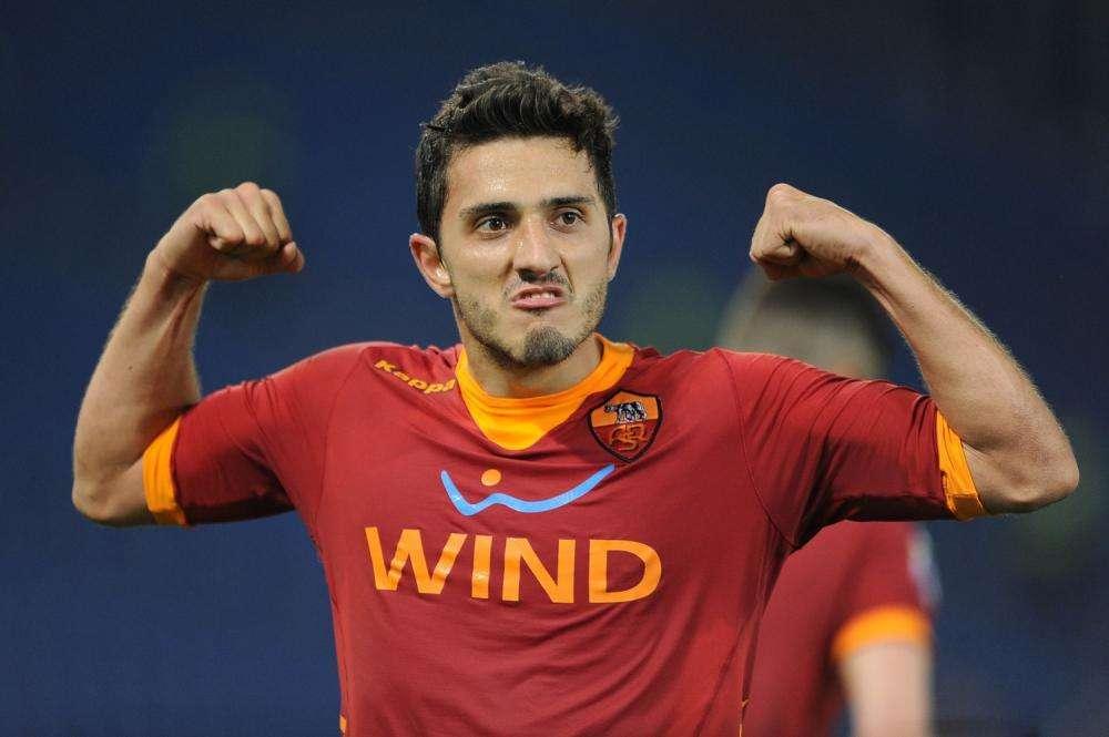 Accadde oggi - Zaza: "Simpatizzo per la Roma". Si chiude l'era Sensi, la Roma crolla contro lo Slovan. Ceduti Osvaldo, Destro e Marquinho