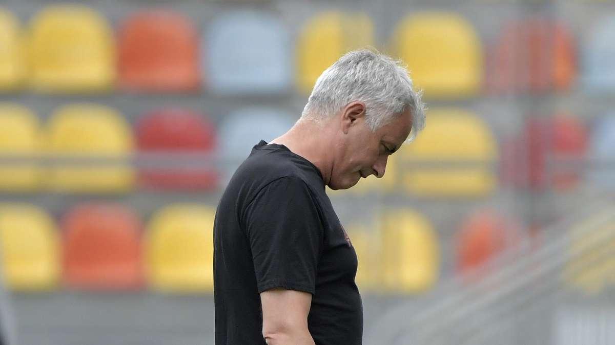 Dedicata una via al papà di Mourinho: "Giornata commovente per me"