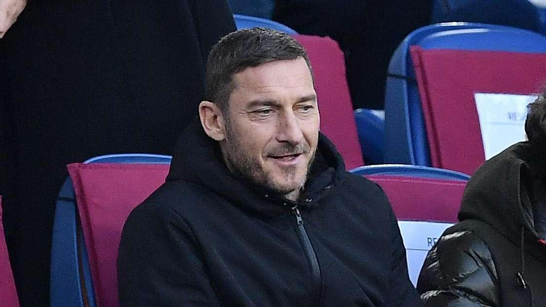 Totti: "Dispiaciuto dalle parole di Moratti. Mi piacerebbe Ancelotti alla Roma, ma servono giocatori forti, ora rosa tra 5° e 6° posto. Dybala tra i 10 più forti al mondo". VIDEO!