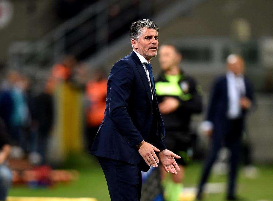 Cagliari, esercitazioni sul possesso palla. Parzialmente in gruppo Dessena, personalizzato per Romagna e Miangue, out Pisacane