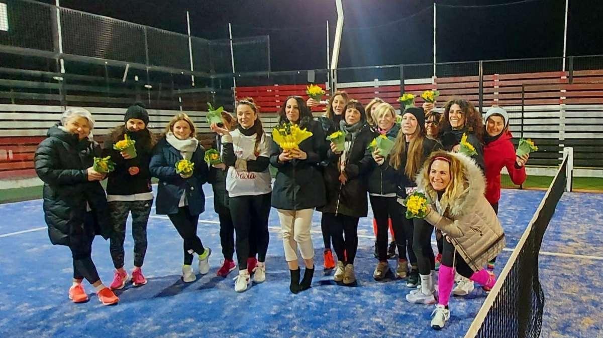 Amami e basta - Torneo di padel in occasione della festa delle donne. FOTO! VIDEO!