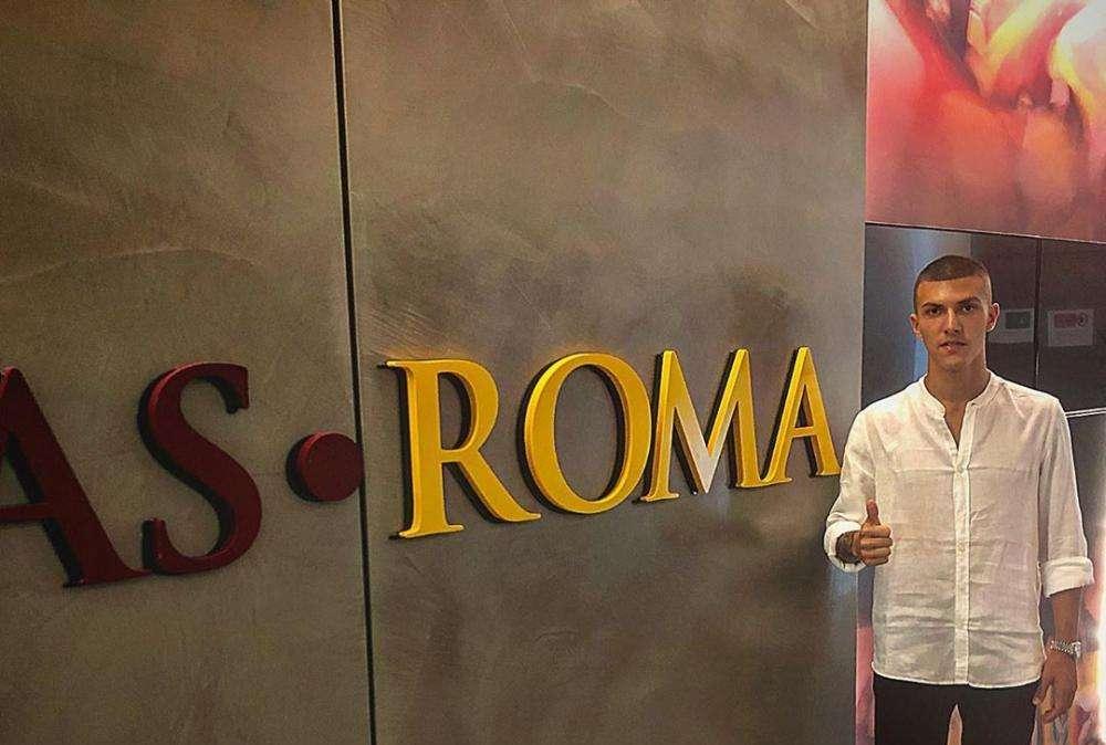 D'Orazio rinnova fino al 2023: "Indescrivibile ciò che si prova a essere legati a questa maglia". FOTO!